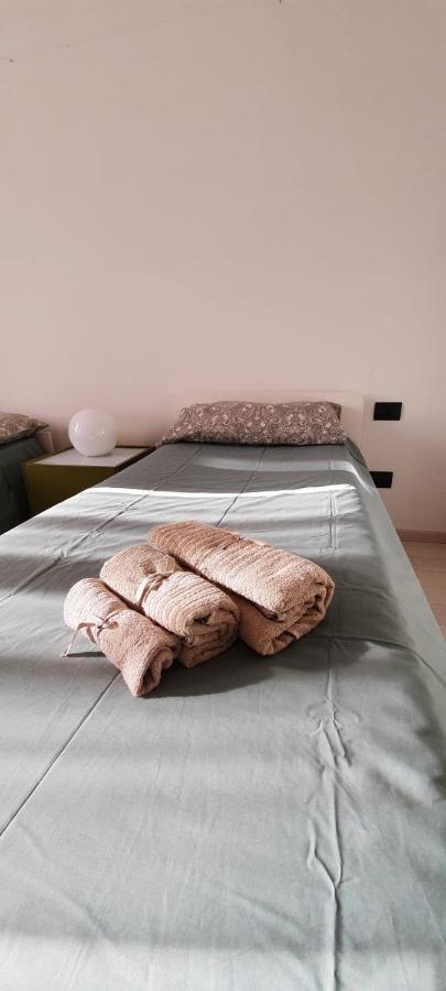 Intero Appartamento Lgbtq+ Zona Loreto Милан Экстерьер фото