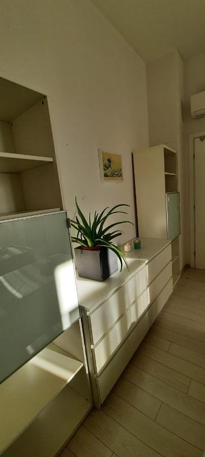 Intero Appartamento Lgbtq+ Zona Loreto Милан Экстерьер фото