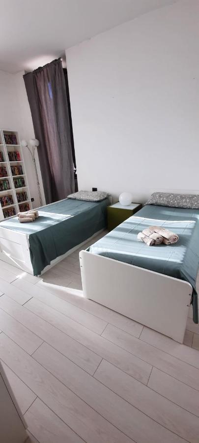 Intero Appartamento Lgbtq+ Zona Loreto Милан Экстерьер фото